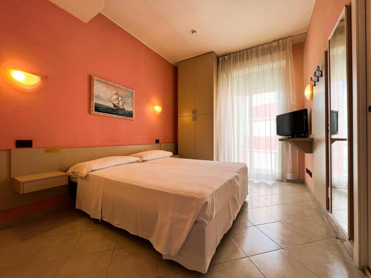 Hotel Soleblu Rimini Exterior photo